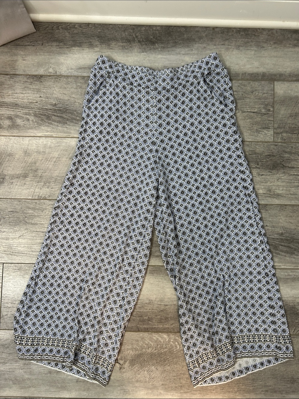 Max Studio Gray Printed Wide-Leg Lounge Pants